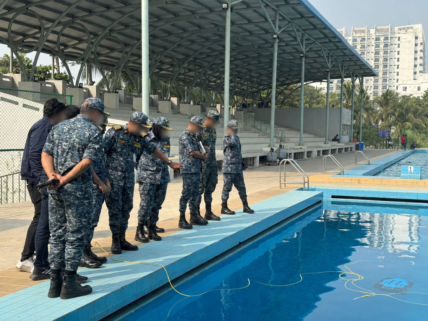 Dual-Use ROV with Modular Sensor Integration for Naval Operations